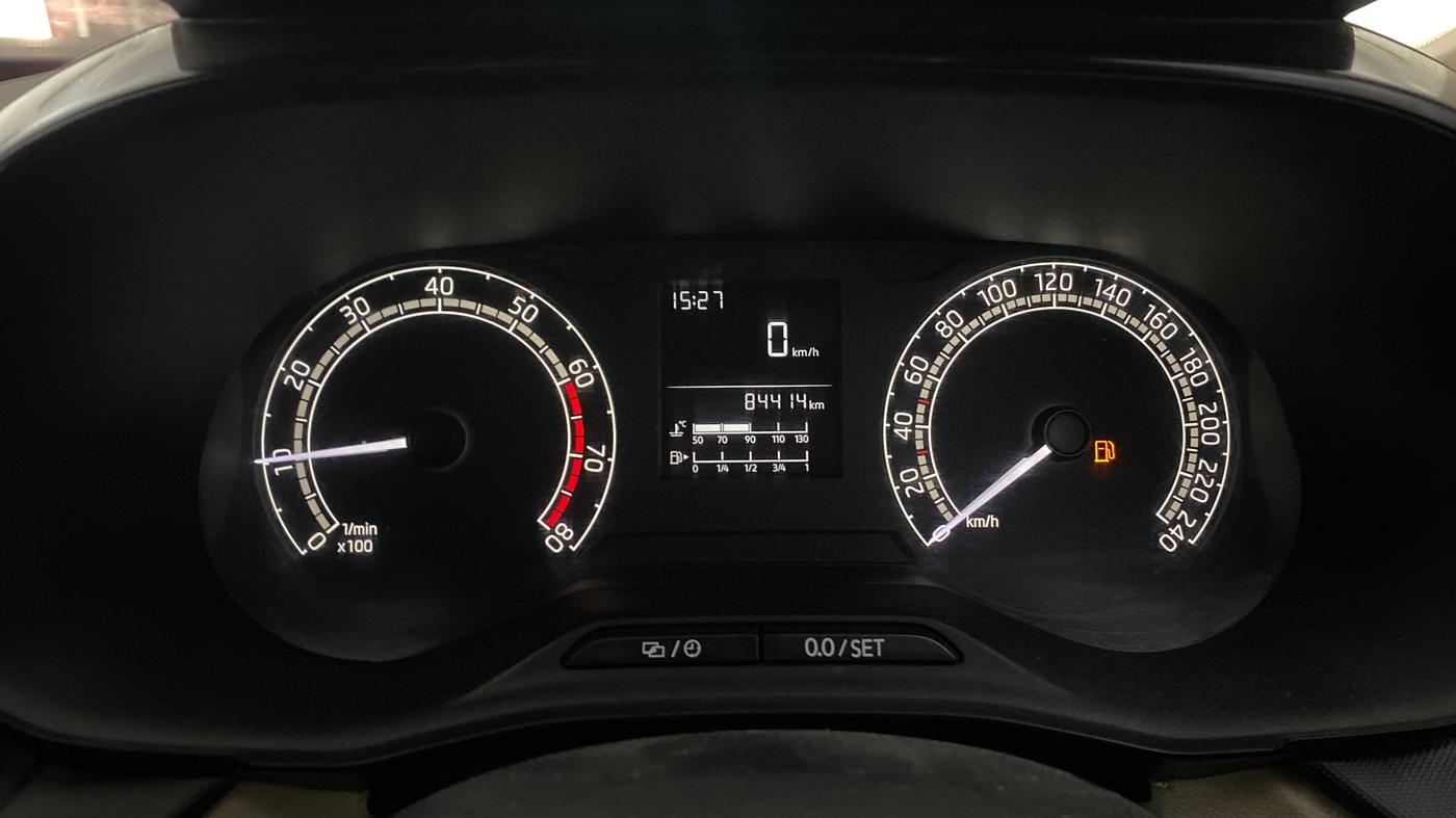 2022 Skoda SLAVIA ACTIVE 1.0L TSI MT, Petrol, Manual, 84,414 km, Odometer Image