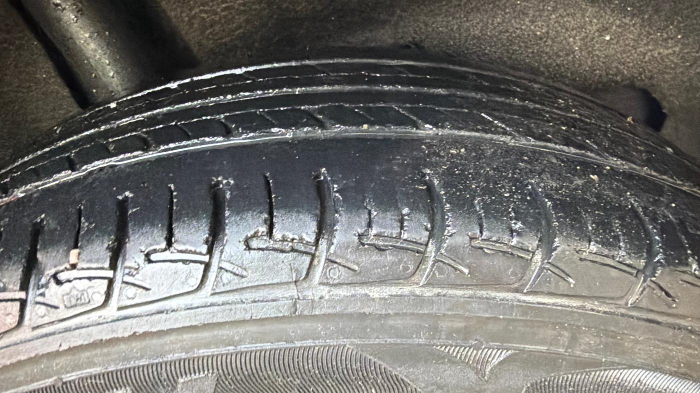 2017 Maruti Baleno DELTA PETROL 1.2, Petrol, Manual, 58,738 km, Right Rear Tyre Tread