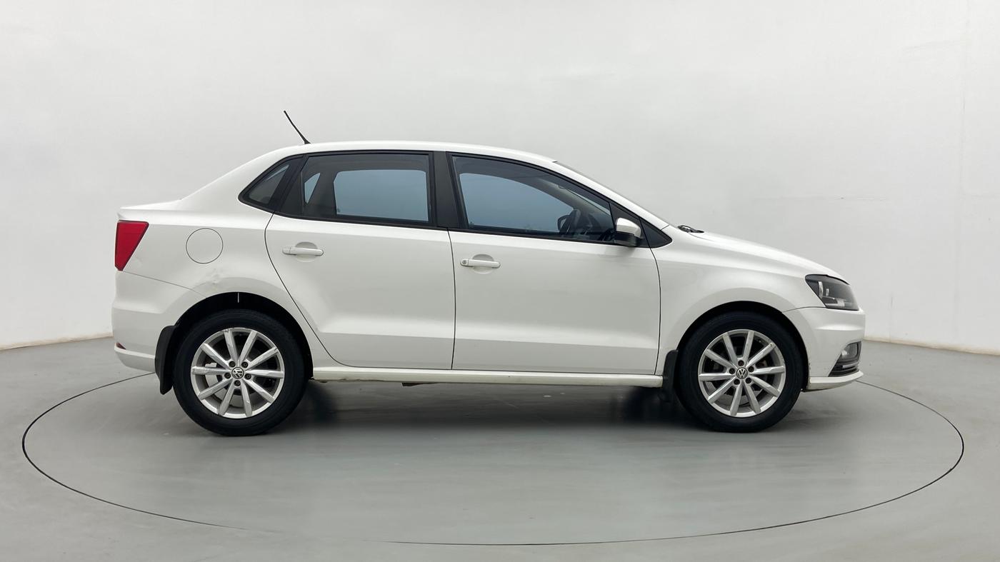 2018 Volkswagen Ameo HIGHLINE1.5L, Diesel, Manual, 90,944 km, Right Side View
