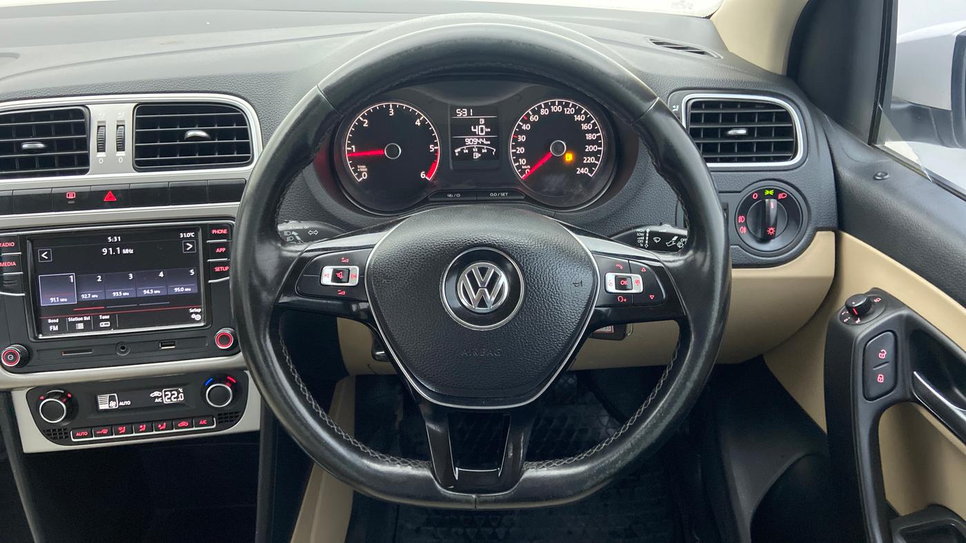2018 Volkswagen Ameo HIGHLINE1.5L, Diesel, Manual, 90,944 km, Steering Wheel Close Up