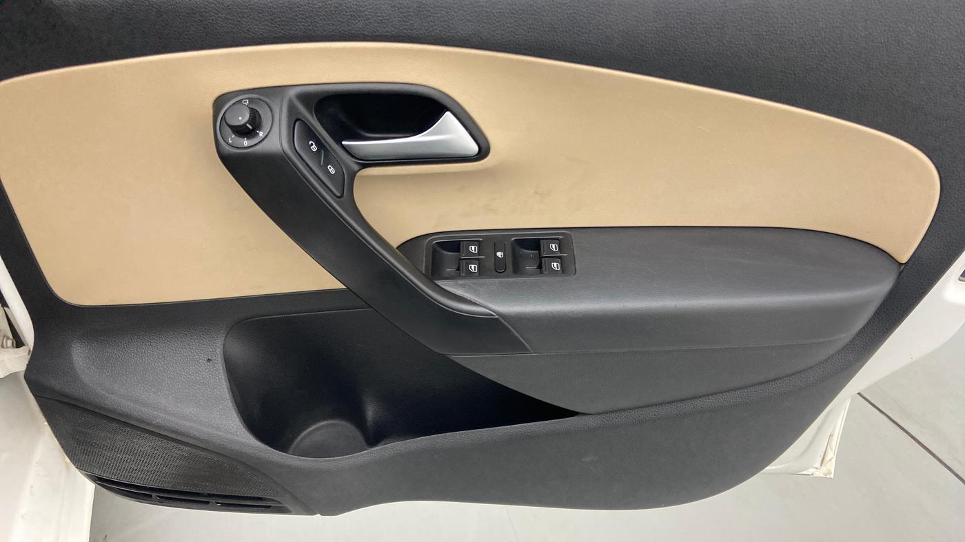 2018 Volkswagen Ameo HIGHLINE1.5L, Diesel, Manual, 90,944 km, Driver Side Door Panels Control