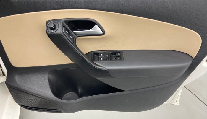 2018 Volkswagen Ameo HIGHLINE1.5L, Diesel, Manual, 90,944 km, Driver Side Door Panels Control