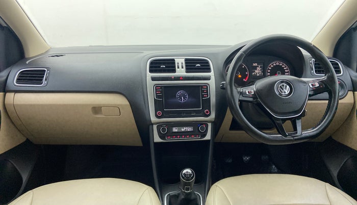 2018 Volkswagen Ameo HIGHLINE1.5L, Diesel, Manual, 90,944 km, Dashboard