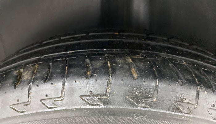 2018 Volkswagen Ameo HIGHLINE1.5L, Diesel, Manual, 90,944 km, Left Rear Tyre Tread