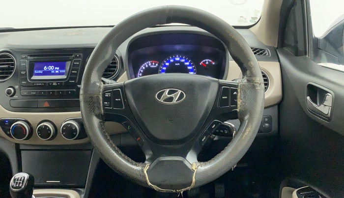 2015 Hyundai Xcent S (O) 1.2, Petrol, Manual, 76,489 km, Steering Wheel Close Up