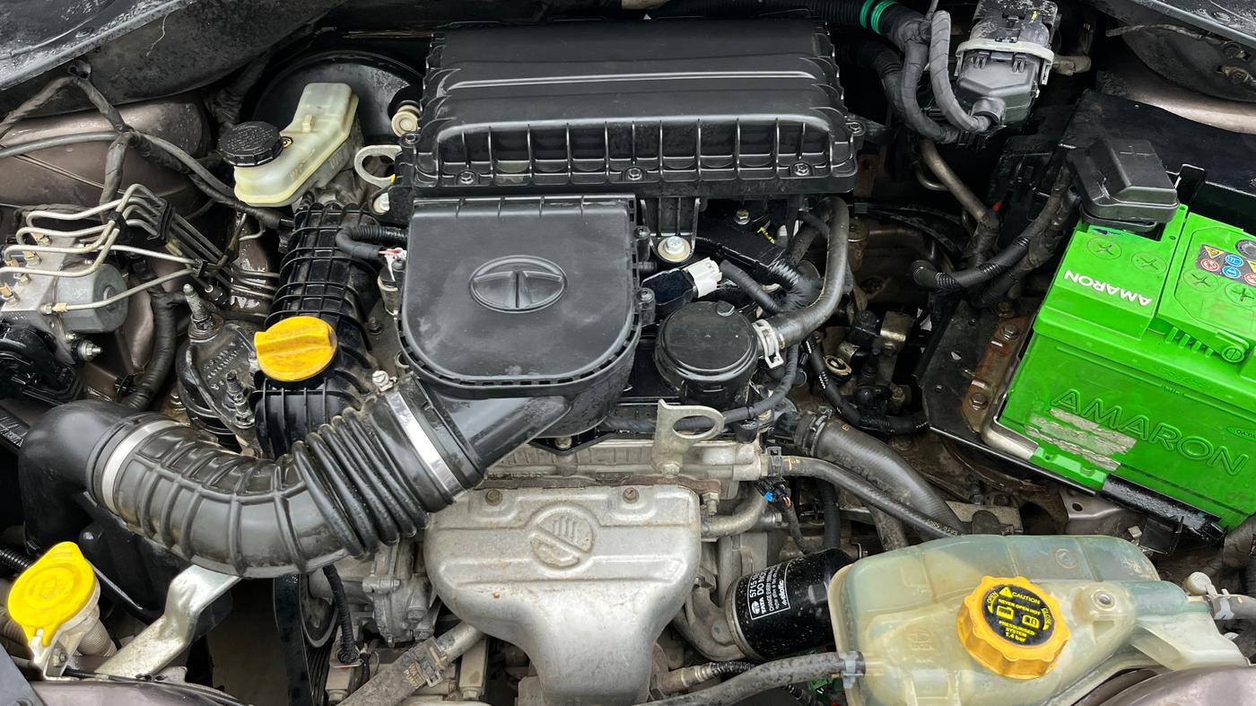 2018 Tata Tiago XZ PETROL, Petrol, Manual, 49,935 km, Engine View