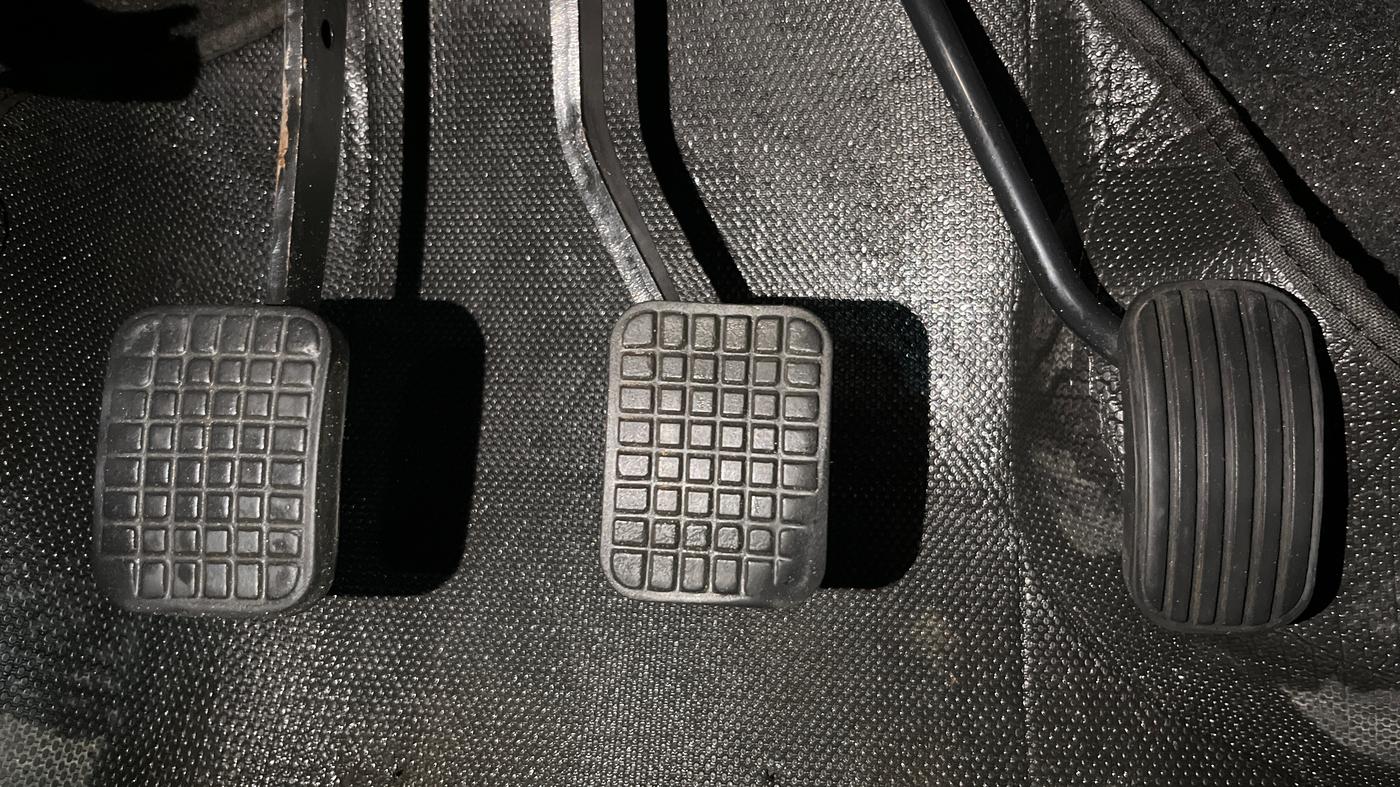 2018 Tata Tiago XZ PETROL, Petrol, Manual, 49,935 km, Pedals
