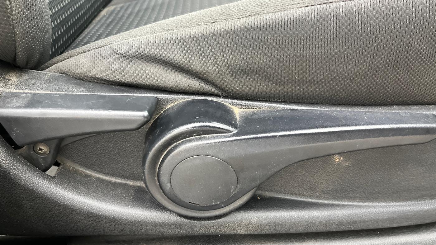 2018 Tata Tiago XZ PETROL, Petrol, Manual, 49,935 km, Driver Side Adjustment Panel