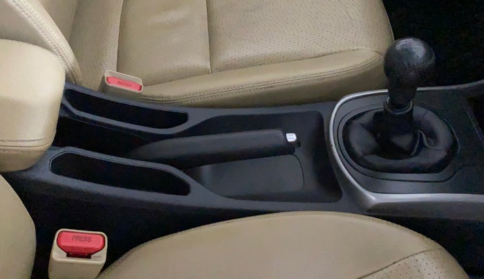 2019 Honda City 1.5L I-VTEC ZX, Petrol, Manual, 42,340 km, Gear Lever