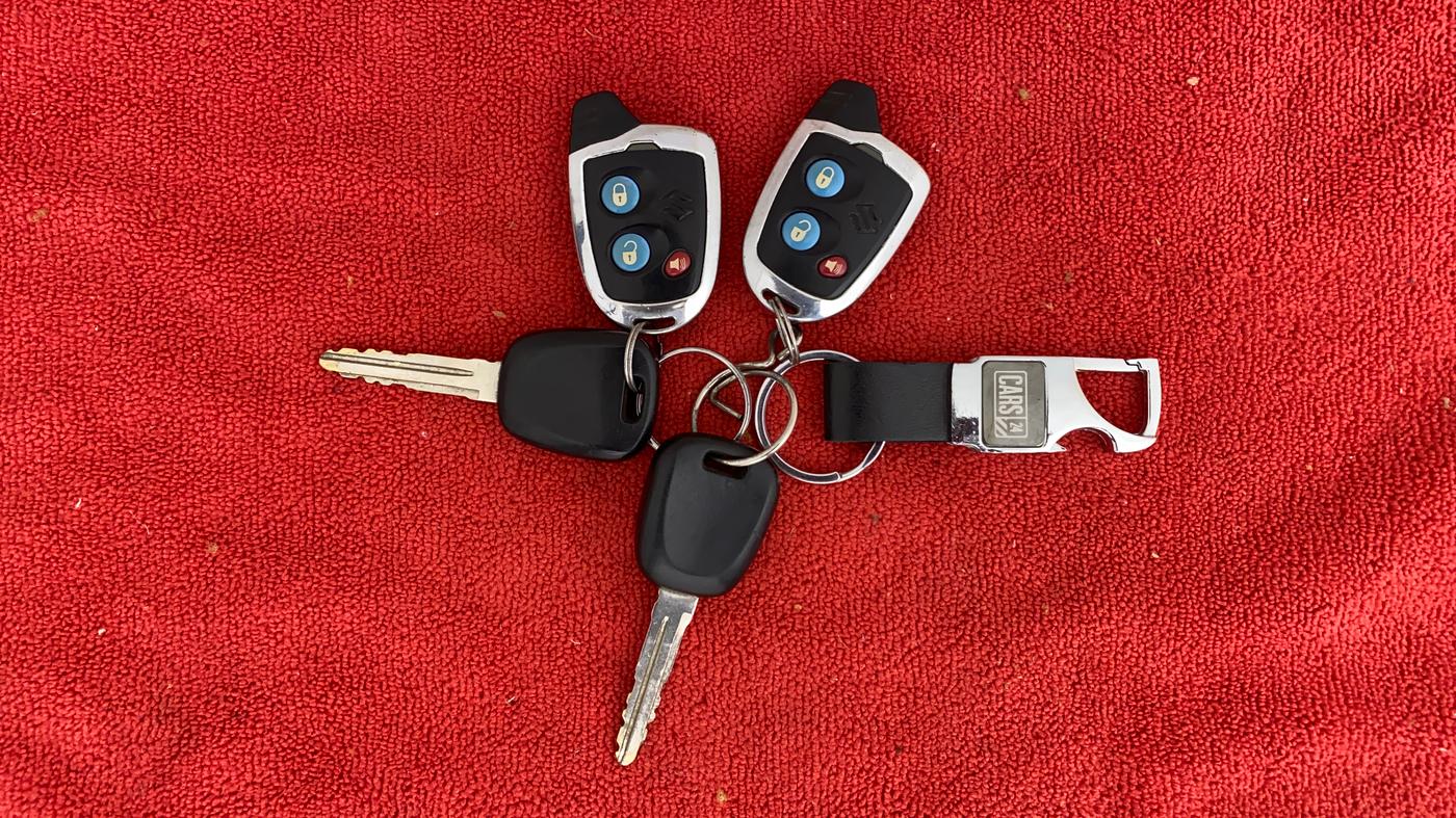 2017 Maruti Alto 800 LXI, Petrol, Manual, 64,509 km, Key Close Up