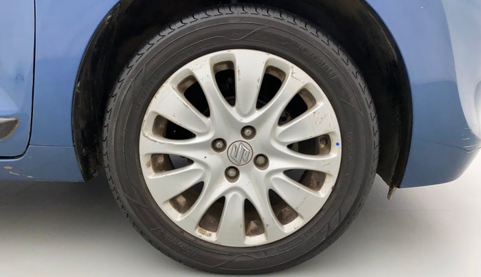 2016 Maruti Baleno ALPHA PETROL 1.2, Petrol, Manual, 1,14,314 km, Right Front Wheel