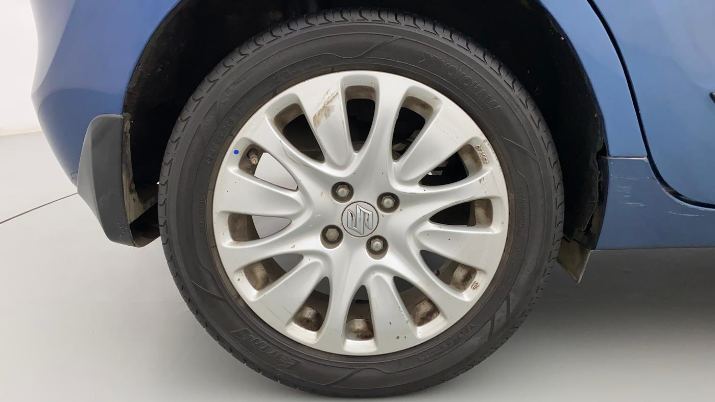 2016 Maruti Baleno ALPHA PETROL 1.2, Petrol, Manual, 1,14,314 km, Right Rear Wheel