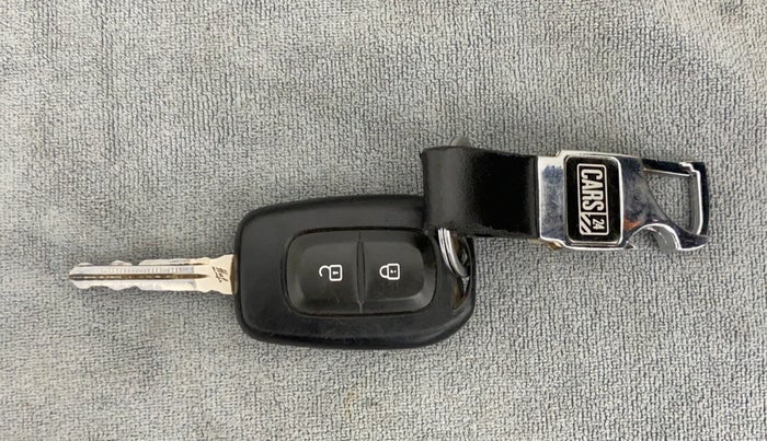 2019 Renault TRIBER RXT, Petrol, Manual, 26,358 km, Key Close Up