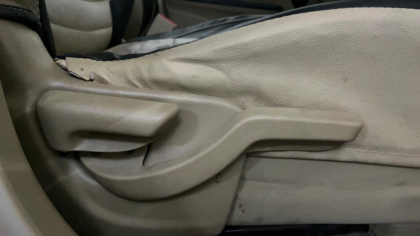 2018 Honda Amaze 1.2L I-VTEC S OPT, Petrol, Manual, 47,377 km, Driver Side Adjustment Panel
