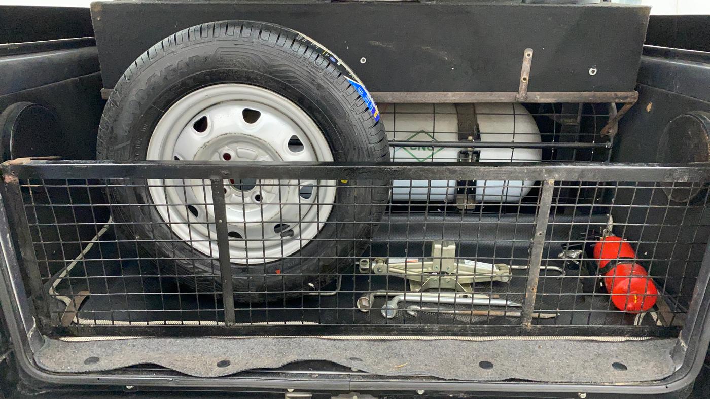 2020 Maruti Eeco 5 STR CNG WITH HTR, CNG, Manual, 22,384 km, Boot Inside
