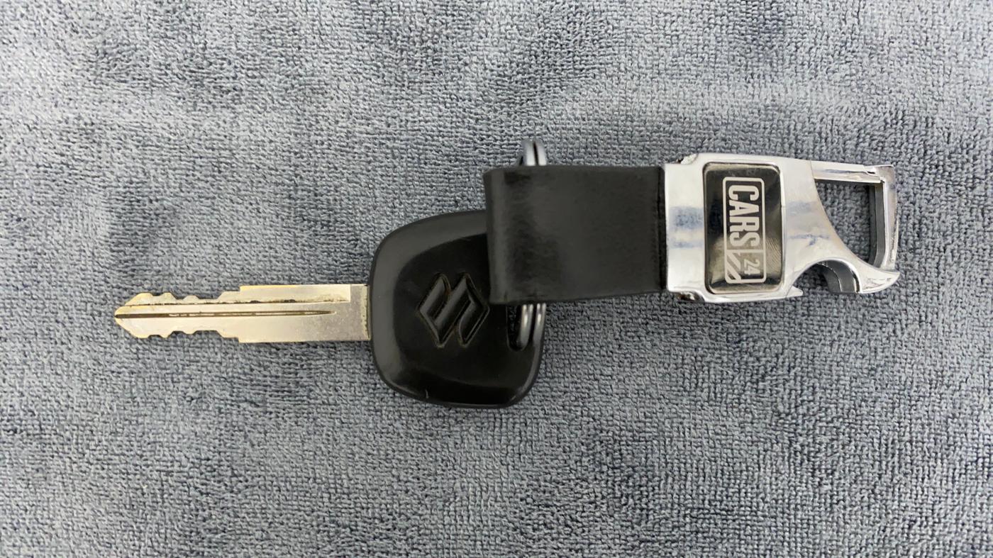 2020 Maruti Eeco 5 STR CNG WITH HTR, CNG, Manual, 22,384 km, Key Close Up