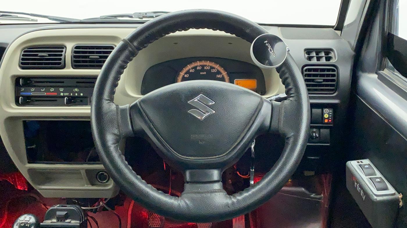 2020 Maruti Eeco 5 STR CNG WITH HTR, CNG, Manual, 22,384 km, Steering Wheel Close Up