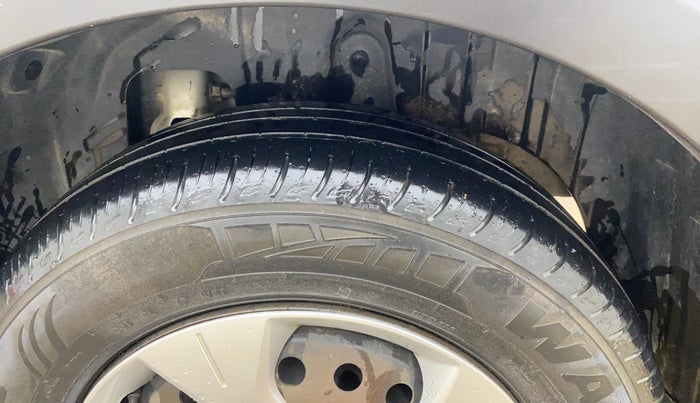 2019 Mahindra XUV300 W6 1.2 PETROL, Petrol, Manual, 36,925 km, Left Rear Tyre Tread