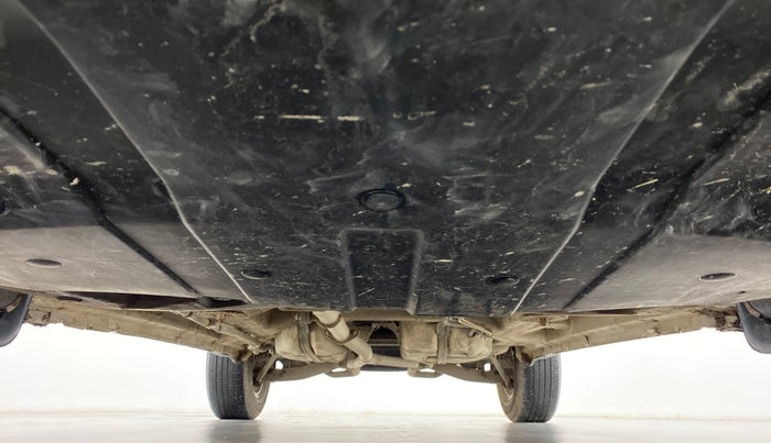 2018 Mahindra XUV500 W9, Diesel, Manual, 1,15,294 km, Front Underbody