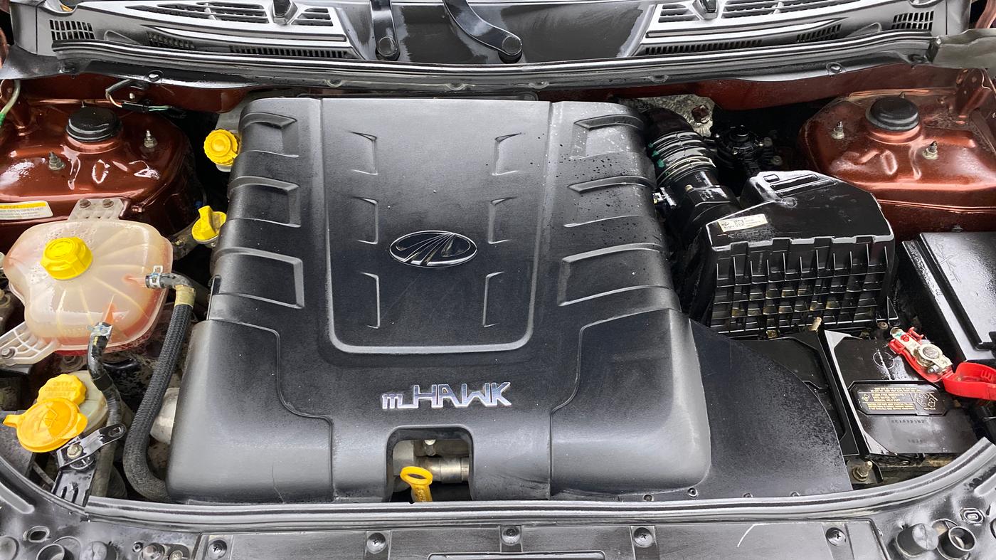 2018 Mahindra XUV500 W9, Diesel, Manual, 1,15,294 km, Open Bonet
