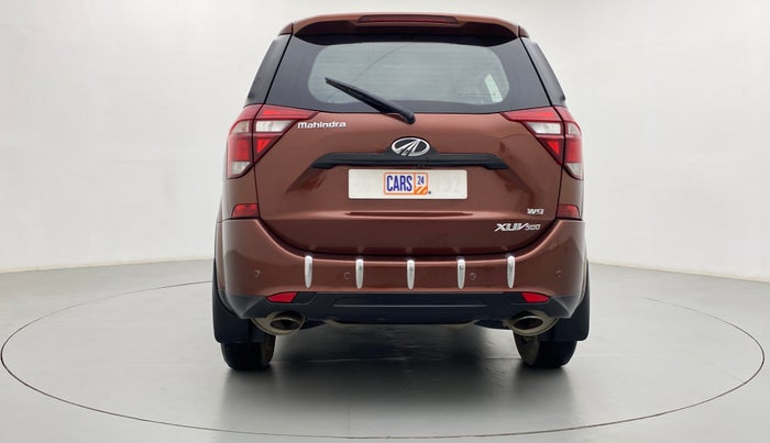 2018 Mahindra XUV500 W9, Diesel, Manual, 1,15,294 km, Back/Rear