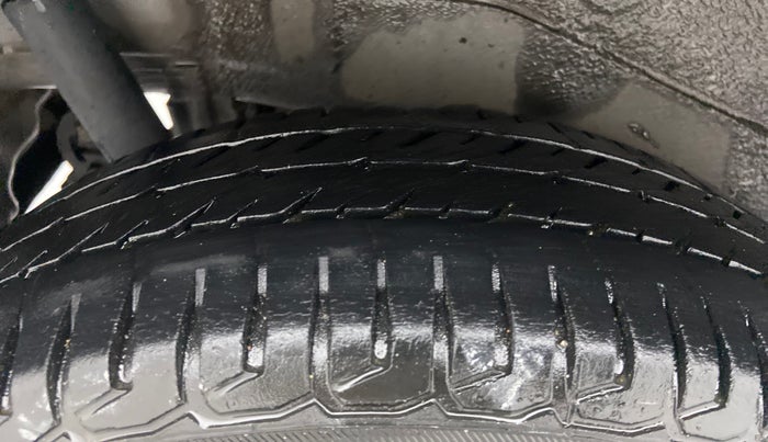 2013 Maruti Wagon R 1.0 VXI, Petrol, Manual, 54,959 km, Right Rear Tyre Tread