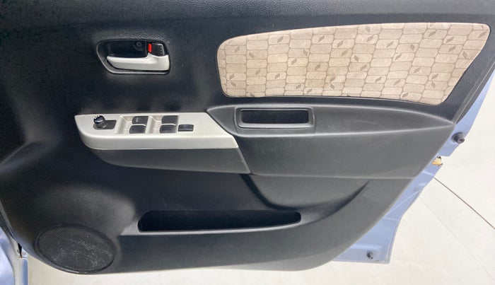 2013 Maruti Wagon R 1.0 VXI, Petrol, Manual, 54,959 km, Driver Side Door Panels Control