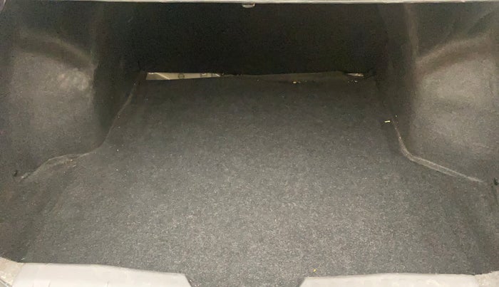 2018 Maruti Ciaz ALPHA  AT 1.4  PETROL, Petrol, Automatic, 65,087 km, Boot Inside