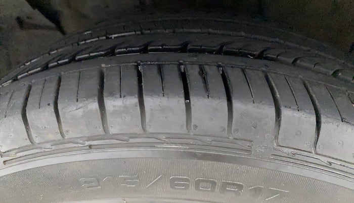 2020 KIA SELTOS HTX 1.5 PETROL, Petrol, Manual, 20,617 km, Left Front Tyre Tread
