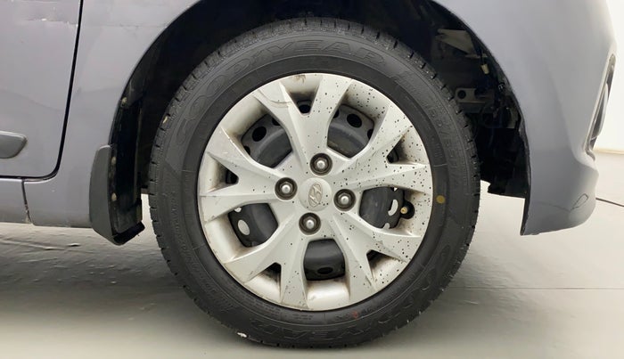 2013 Hyundai Grand i10 SPORTZ 1.2 KAPPA VTVT, Petrol, Manual, 79,284 km, Right Front Wheel