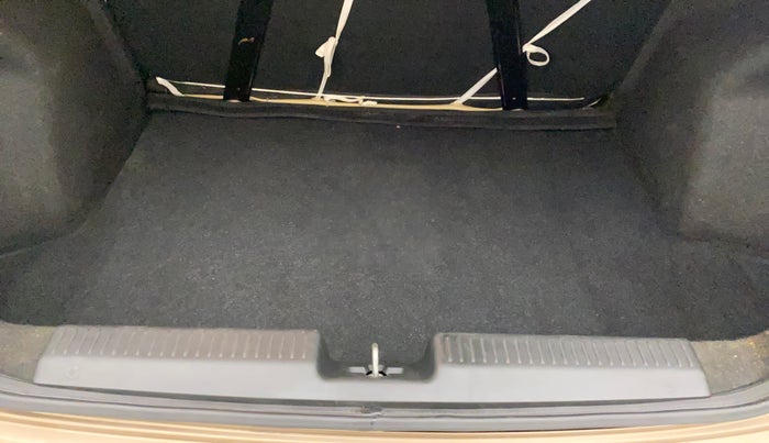 2017 Maruti Dzire VXI AMT, Petrol, Automatic, 42,759 km, Boot Inside