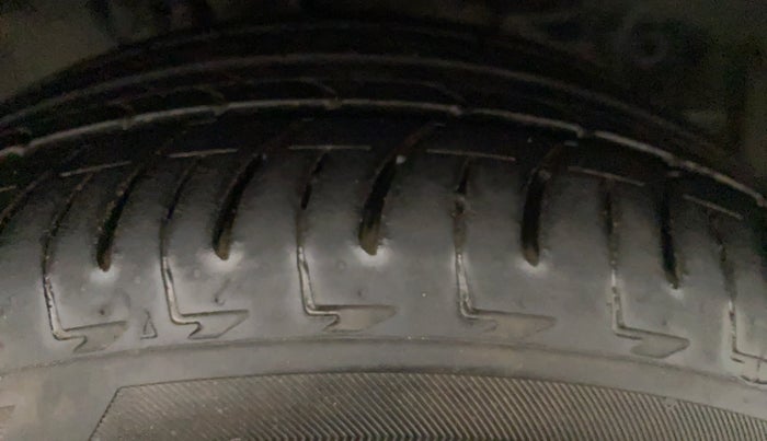 2018 Ford Ecosport TITANIUM + 1.5L PETROL AT, Petrol, Automatic, 40,624 km, Left Rear Tyre Tread