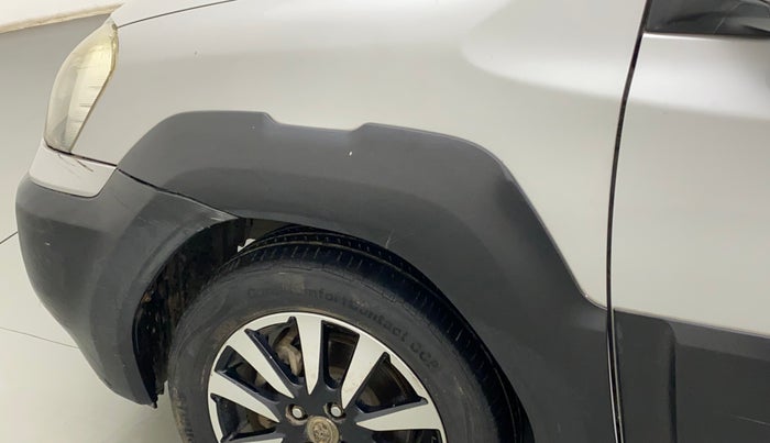 2015 Toyota Etios CROSS 1.2 G, Petrol, Manual, 1,01,154 km, Left fender - Paint has minor damage