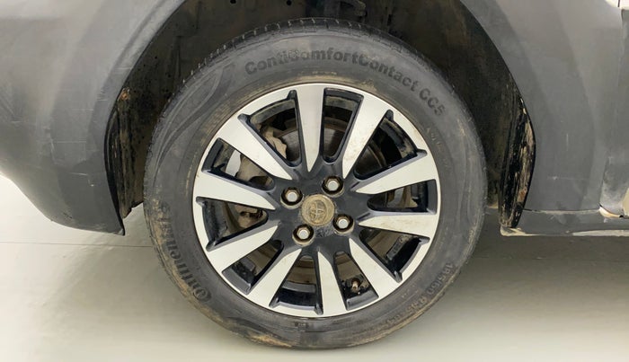 2015 Toyota Etios CROSS 1.2 G, Petrol, Manual, 1,01,154 km, Left Front Wheel