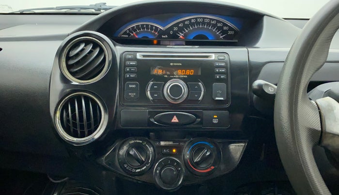 2015 Toyota Etios CROSS 1.2 G, Petrol, Manual, 1,01,154 km, Air Conditioner