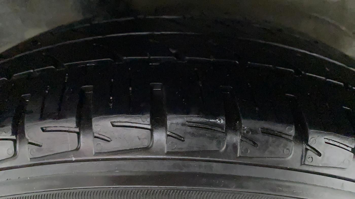 2020 Honda Jazz ZX CVT, Petrol, Automatic, 25,217 km, Right Rear Tyre Tread