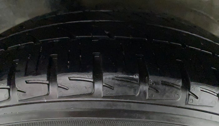 2020 Honda Jazz ZX CVT, Petrol, Automatic, 25,217 km, Right Rear Tyre Tread