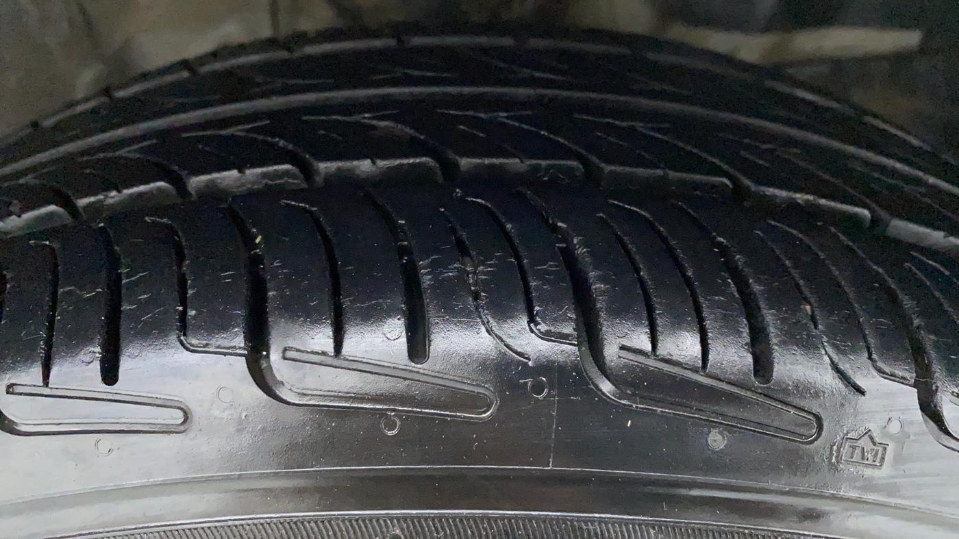 2020 Honda Jazz ZX CVT, Petrol, Automatic, 25,217 km, Right Front Tyre Tread