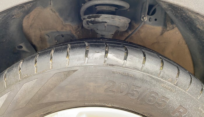 2017 Hyundai Creta E PLUS 1.6 PETROL, Petrol, Manual, 42,507 km, Left Front Tyre Tread