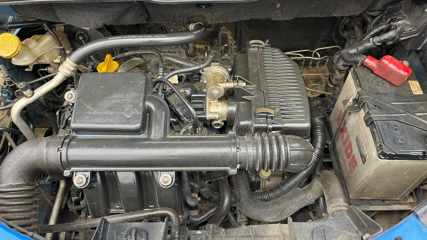 2022 Renault Kiger RXZ AMT, Petrol, Automatic, 27,664 km, Engine View
