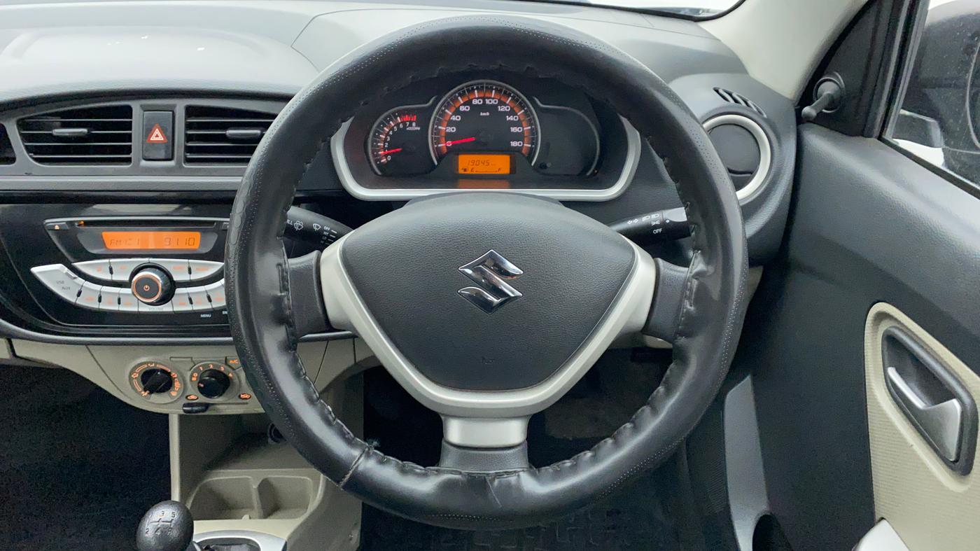 2018 Maruti Alto K10 VXI P, Petrol, Manual, 19,195 km, Steering Wheel Close Up