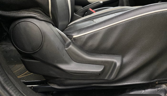 2018 Maruti Baleno DELTA PETROL 1.2, Petrol, Manual, 71,624 km, Driver Side Adjustment Panel