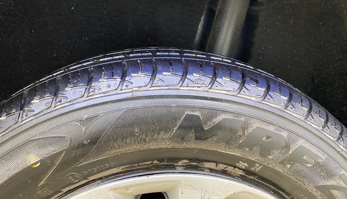 2018 Maruti Baleno DELTA PETROL 1.2, Petrol, Manual, 71,624 km, Left Rear Tyre Tread