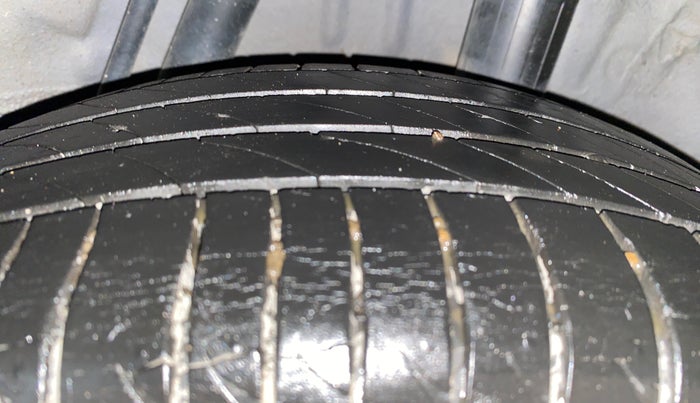 2017 Honda WR-V 1.2L I-VTEC VX MT, Petrol, Manual, 44,386 km, Left Rear Tyre Tread