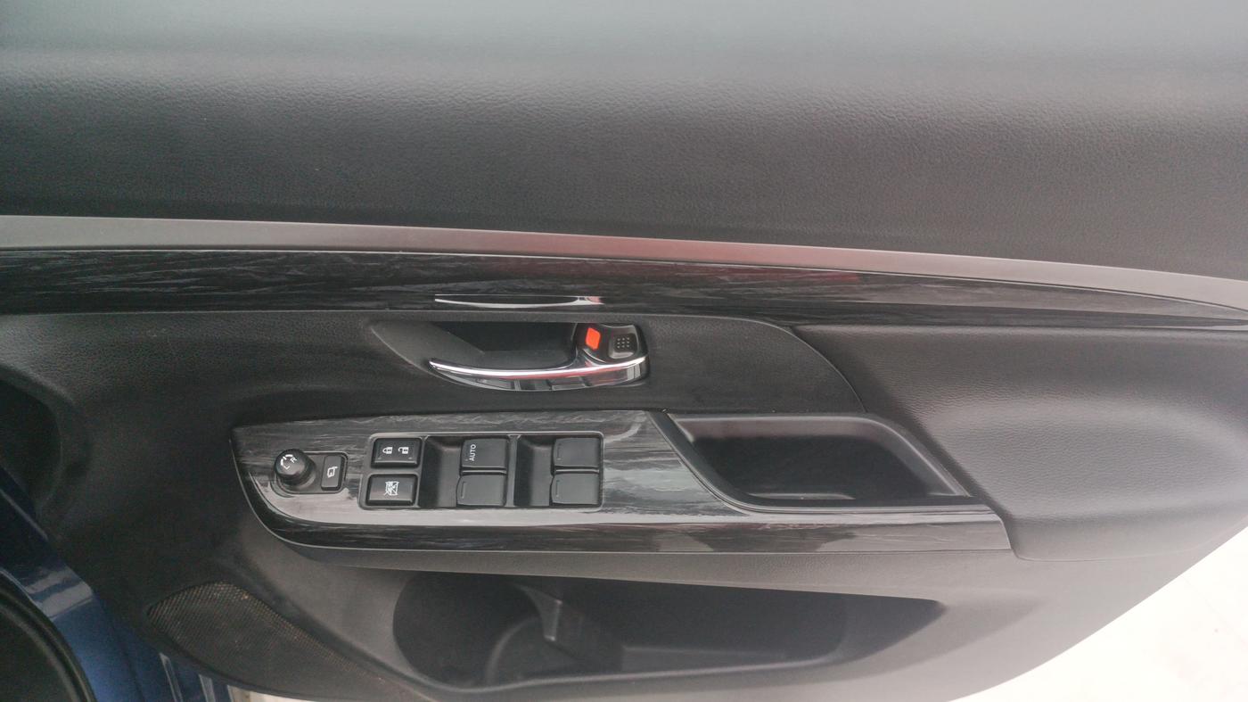 2020 Maruti XL6 ZETA AT, Petrol, Automatic, 91,026 km, Driver Side Door Panels Control