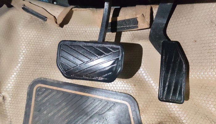 2016 Maruti Celerio ZXI AMT, Petrol, Automatic, 88,888 km, Pedals