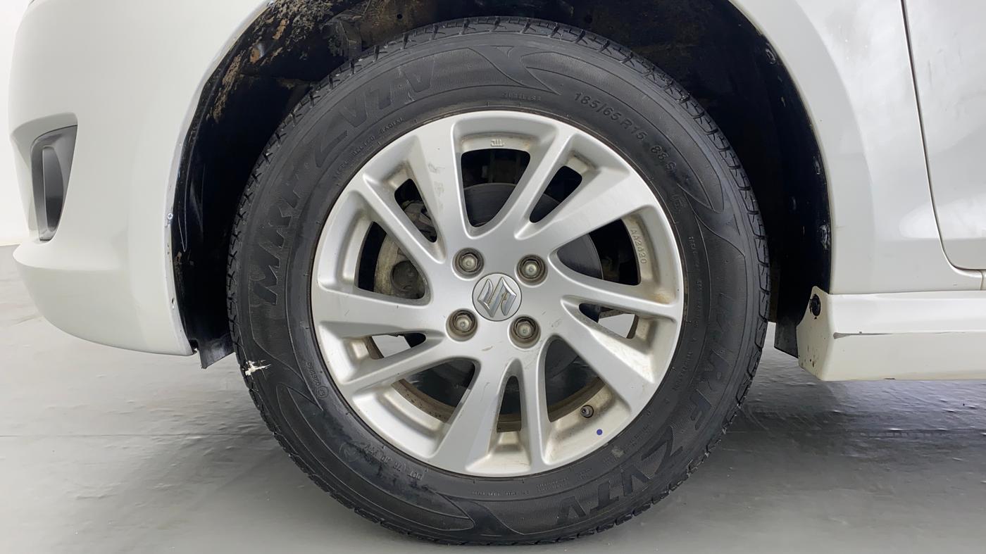 2014 Maruti Swift ZXI D, Petrol, Manual, 57,089 km, Left Front Wheel