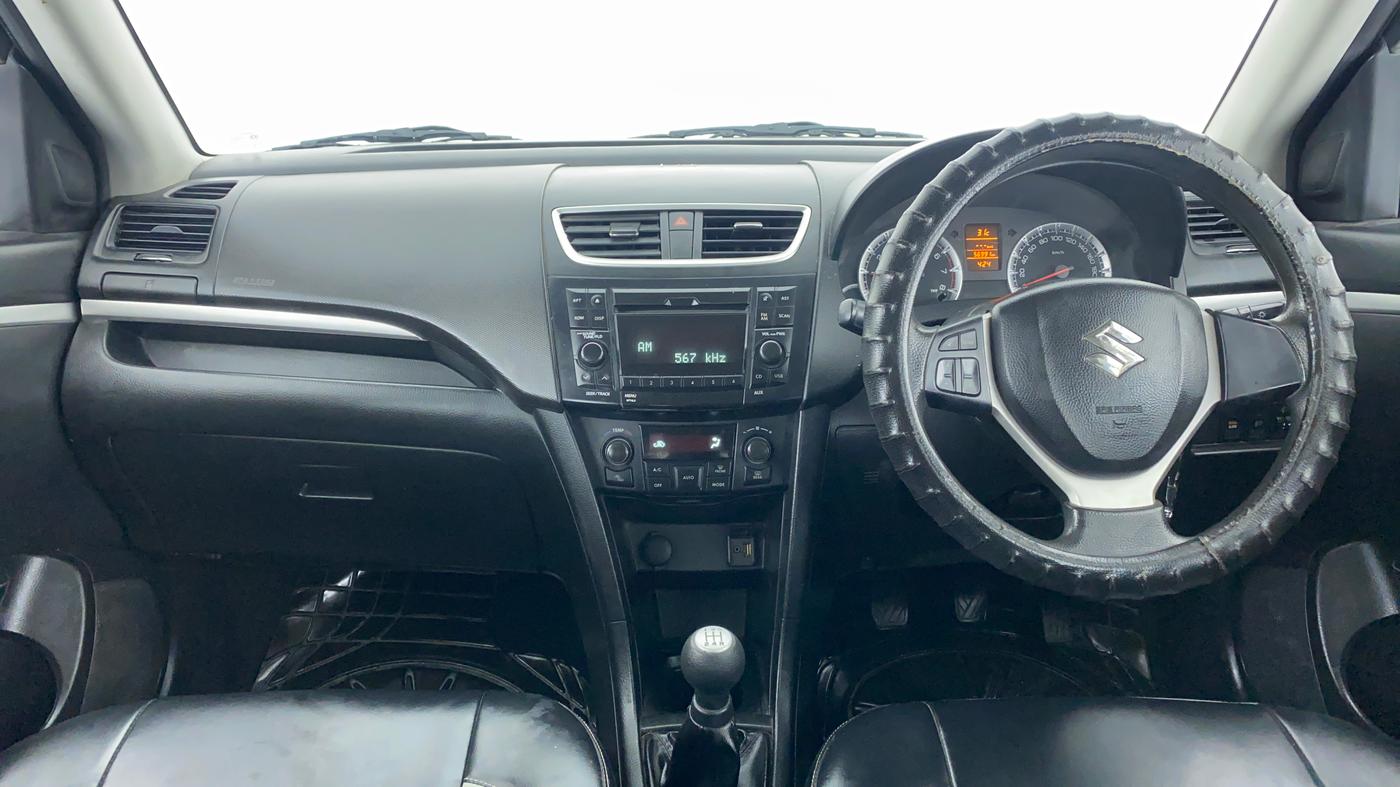 2014 Maruti Swift ZXI D, Petrol, Manual, 57,089 km, Dashboard