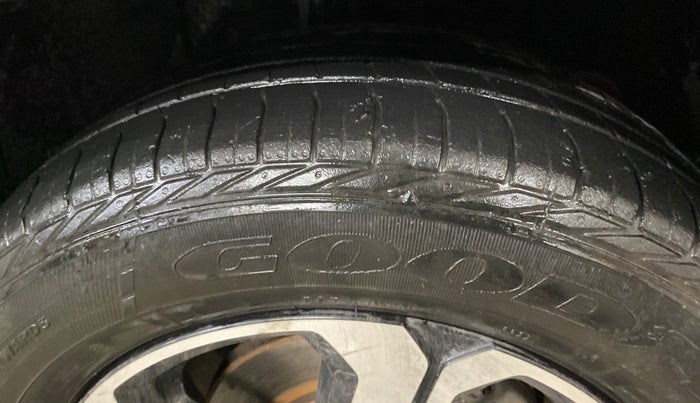 2022 Tata NEXON XZA PLUS DIESEL, Diesel, Automatic, 62,167 km, Right Front Tyre Tread