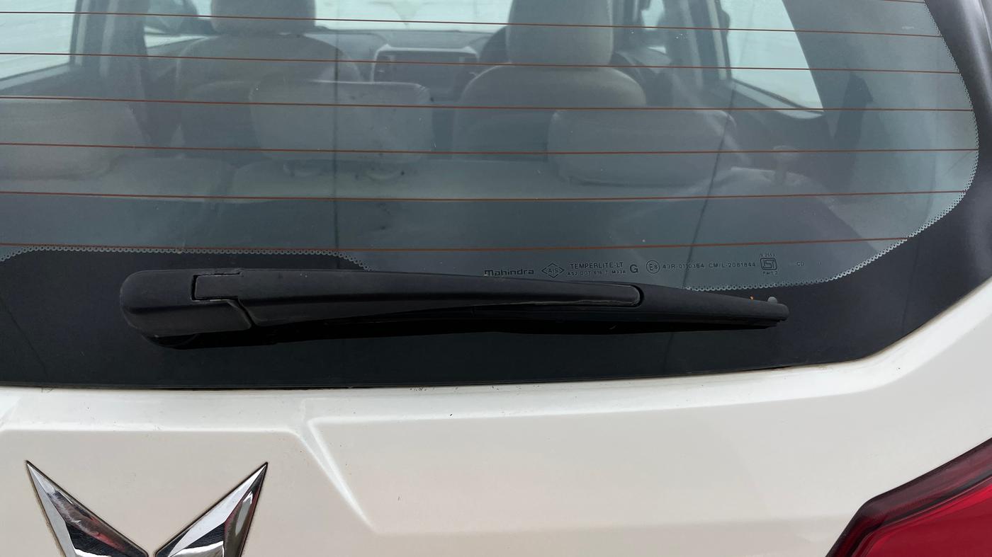 2023 Mahindra XUV300 W8 (O) 1.2 PETROL AMT, Petrol, Automatic, 44,587 km, Rear Wiper